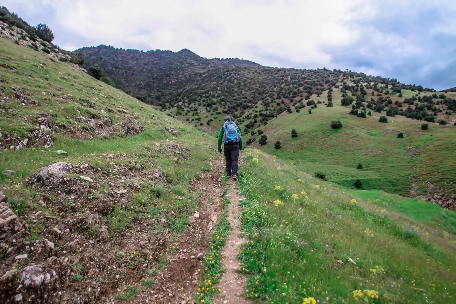Amzmiz hiking trail