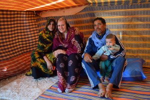 moroccan nomads nomad digital nomadic genes wanderlust tea mint tea muslim islamic hijab berber amazigh sahara desert tent