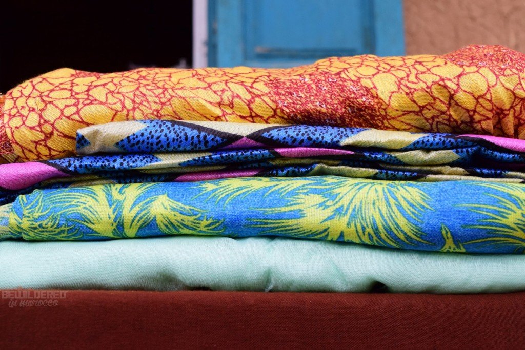 Mauritanian melhfas (fabrics/scarves)