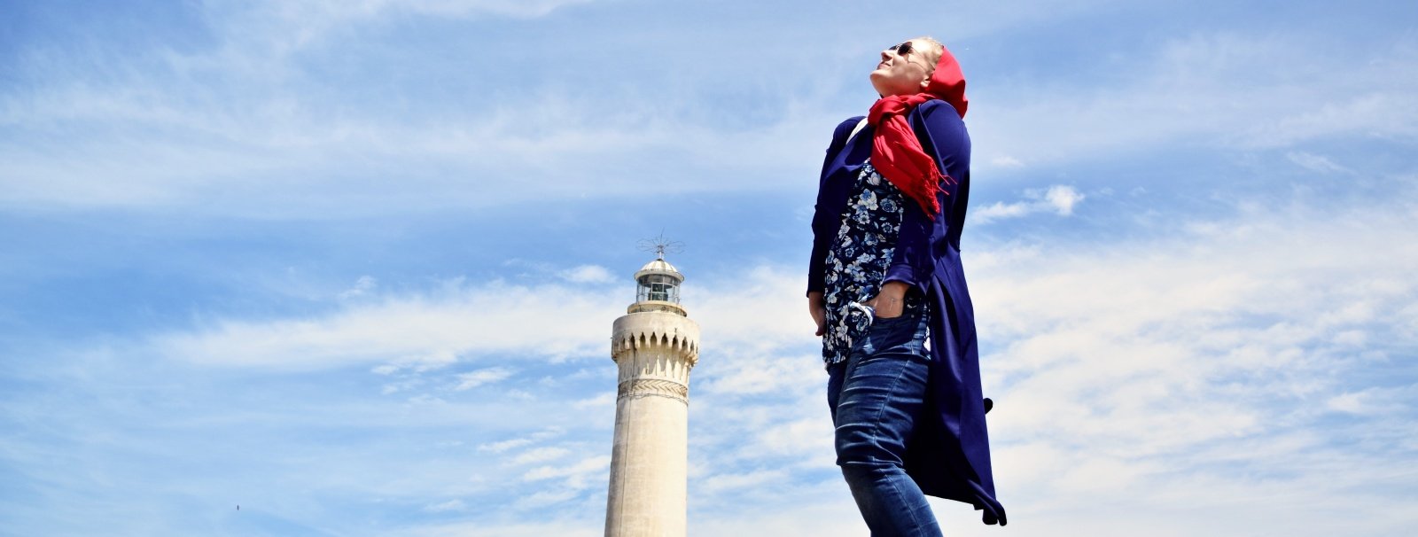 casablanca one day lighthouse casablanca mnara cabestan rose bar coast corniche blogger sky latarnia morska