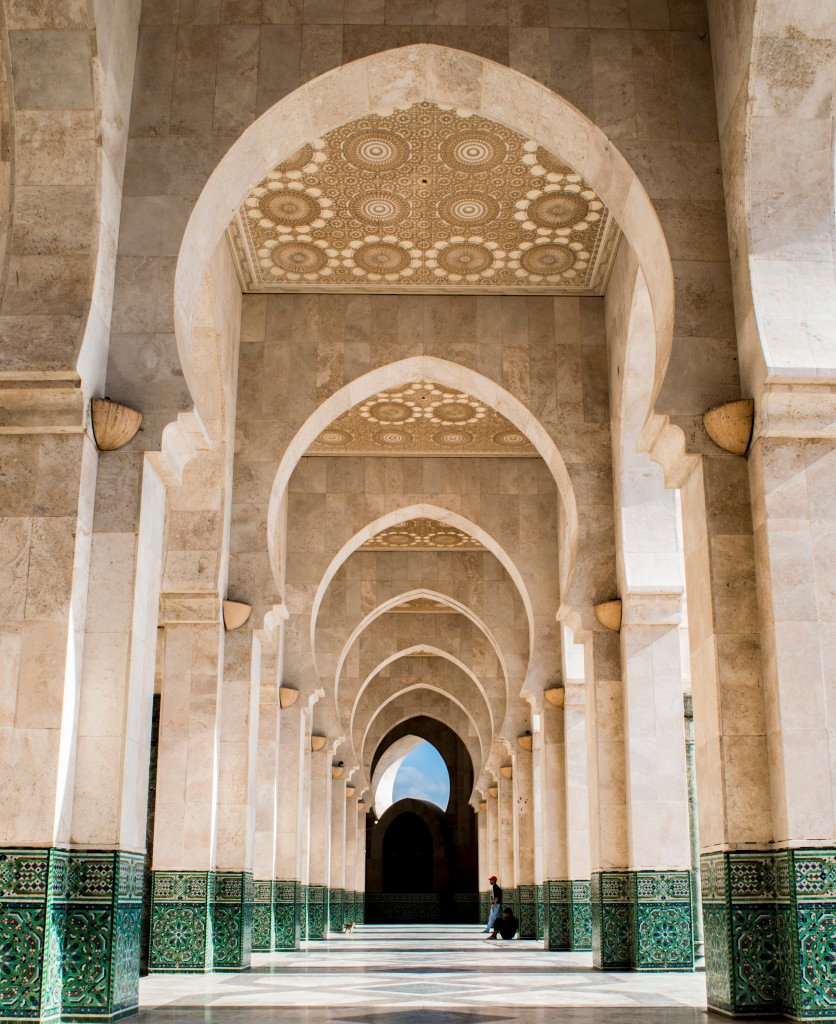 starry sky pro photoshop zoner boner toubkal atlas mountains Hassan II Mosque in Casablanca errihani anass yakine yanikes tour de maroc au pied africa african nikon d6 canon lens objectif walid bendra karim achalhi abdelhamid belhamidi road trip off maroc maroko coast tent berber bivouac