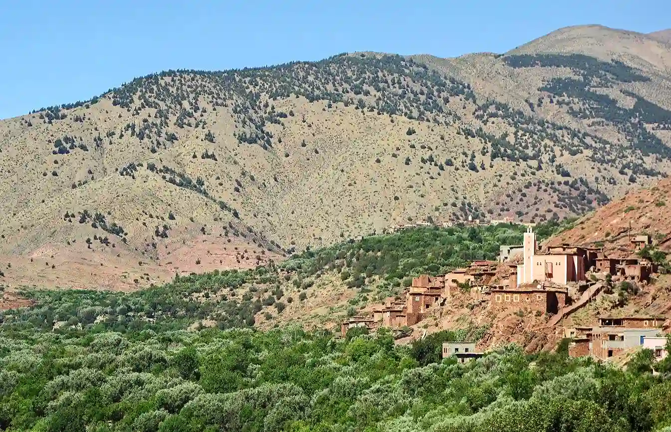 Ijoukak Discover Ijoukak, a perfect weekend getaway from Marrakech. Explore this hidden gem in Morocco's Atlas Mountains with breathtaking views and authentic Berber culture